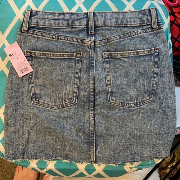 Wild fable skirt - Picture 2 of 4